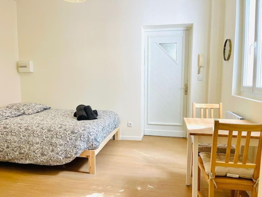 Le Petit Meuble Hyper Centre Apartman Orléans Kültér fotó